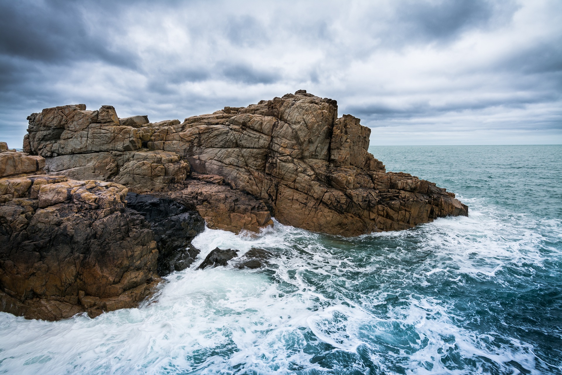 Die raue Küste der Bretagne. Bild: Pixabay