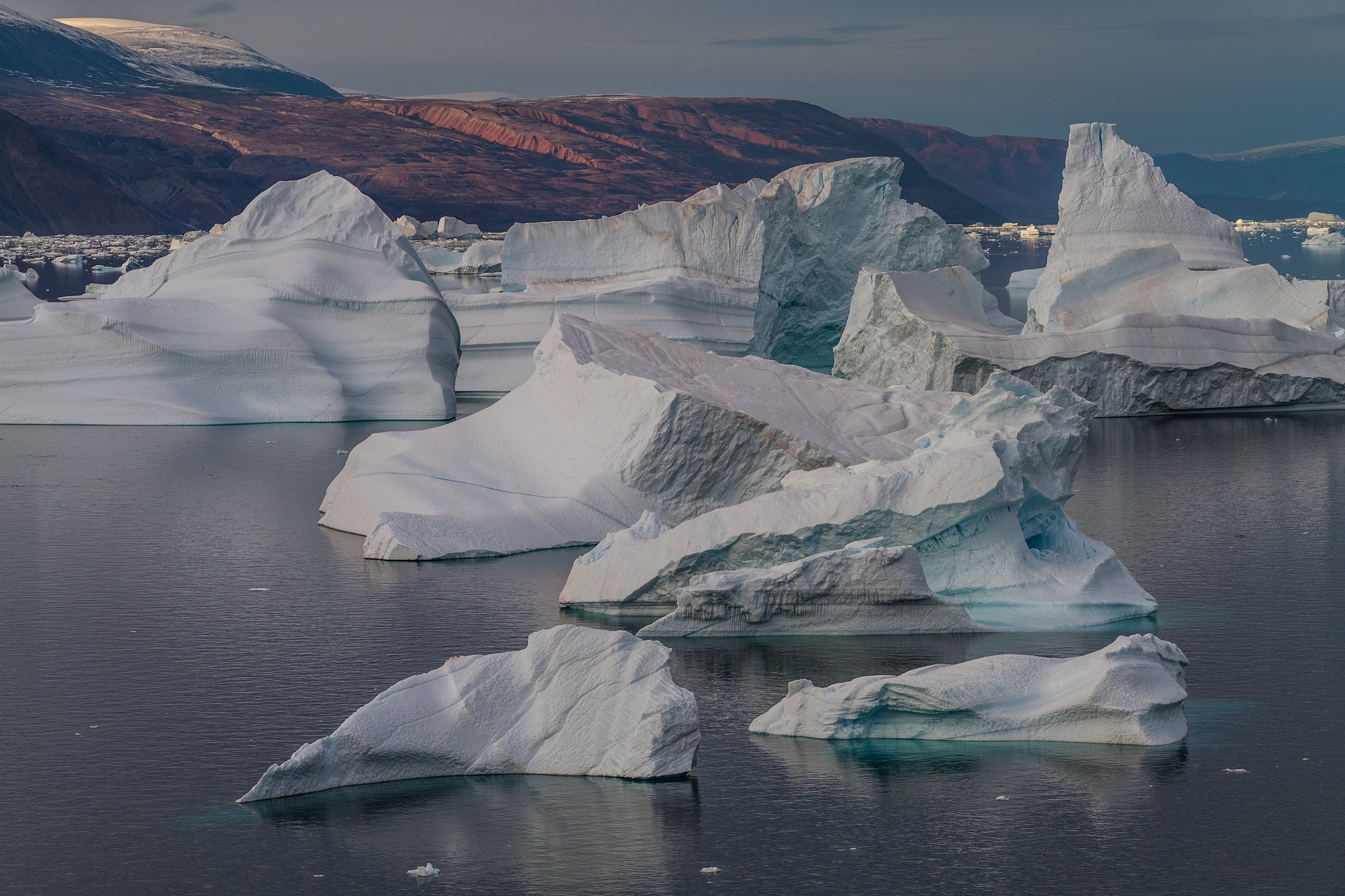 Schwimmendes Eis in Grönland. Bild: pixabay/mariohagen