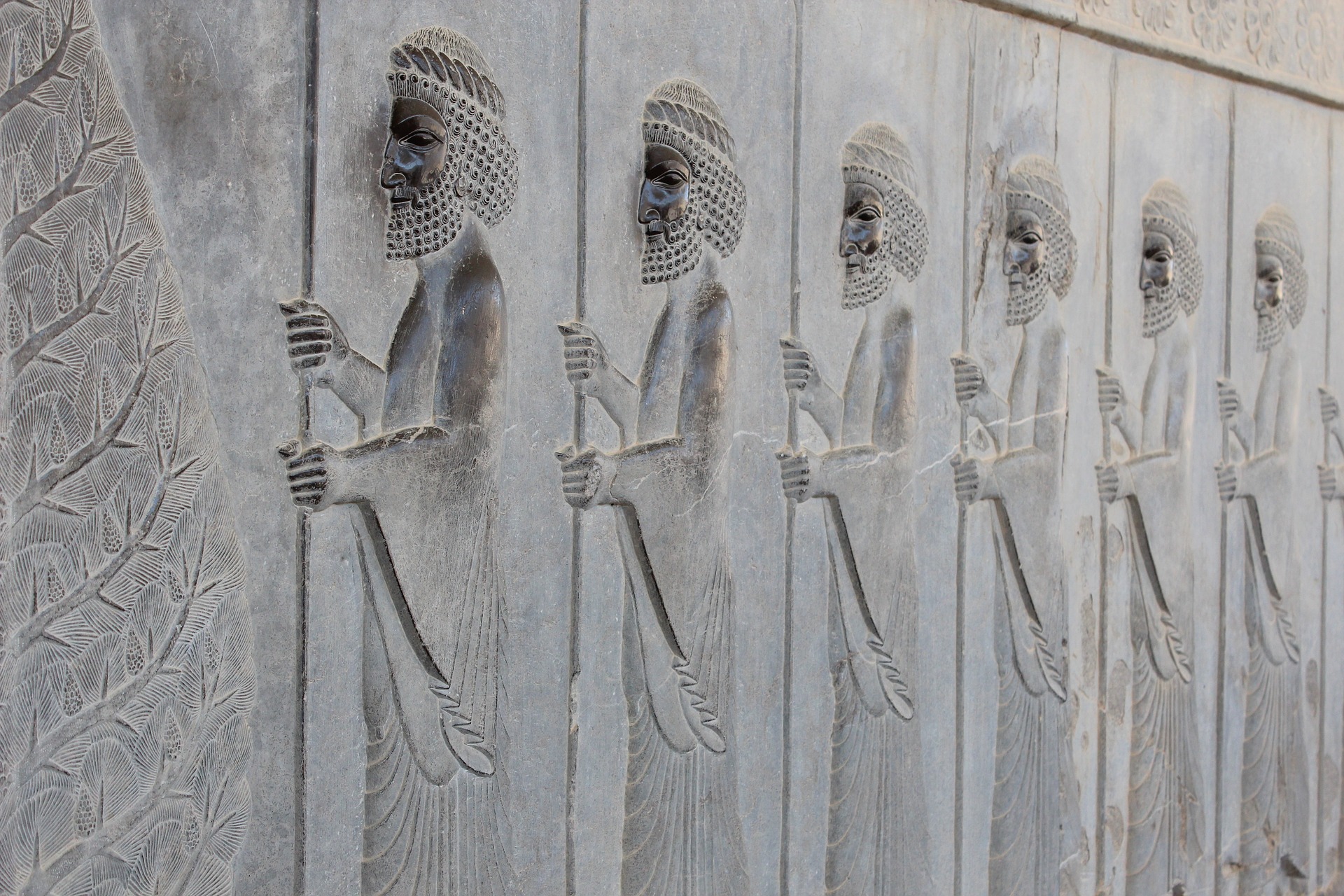 Steinrelief im iranischen Persepolis. Bild: pixabay/baillif