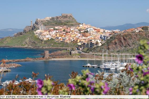 Die Altstadt von Castelsardo im Nordwesten Sardiniens.