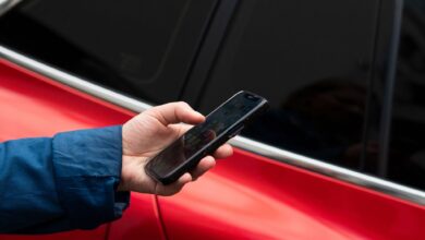 Parkschein-Apps können einem das Leben leichter machen, müssen dafür aber auf viele persönliche Daten zugreifen.