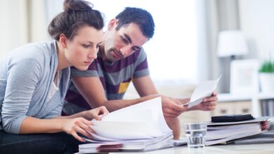 Zum Ende des Jahres ausmisten? Das kann sich auch bei den Versicherungen lohnen.