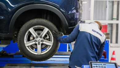 Alles in Ordnung? Bei der Hauptuntersuchung wird das Auto durchgecheckt.