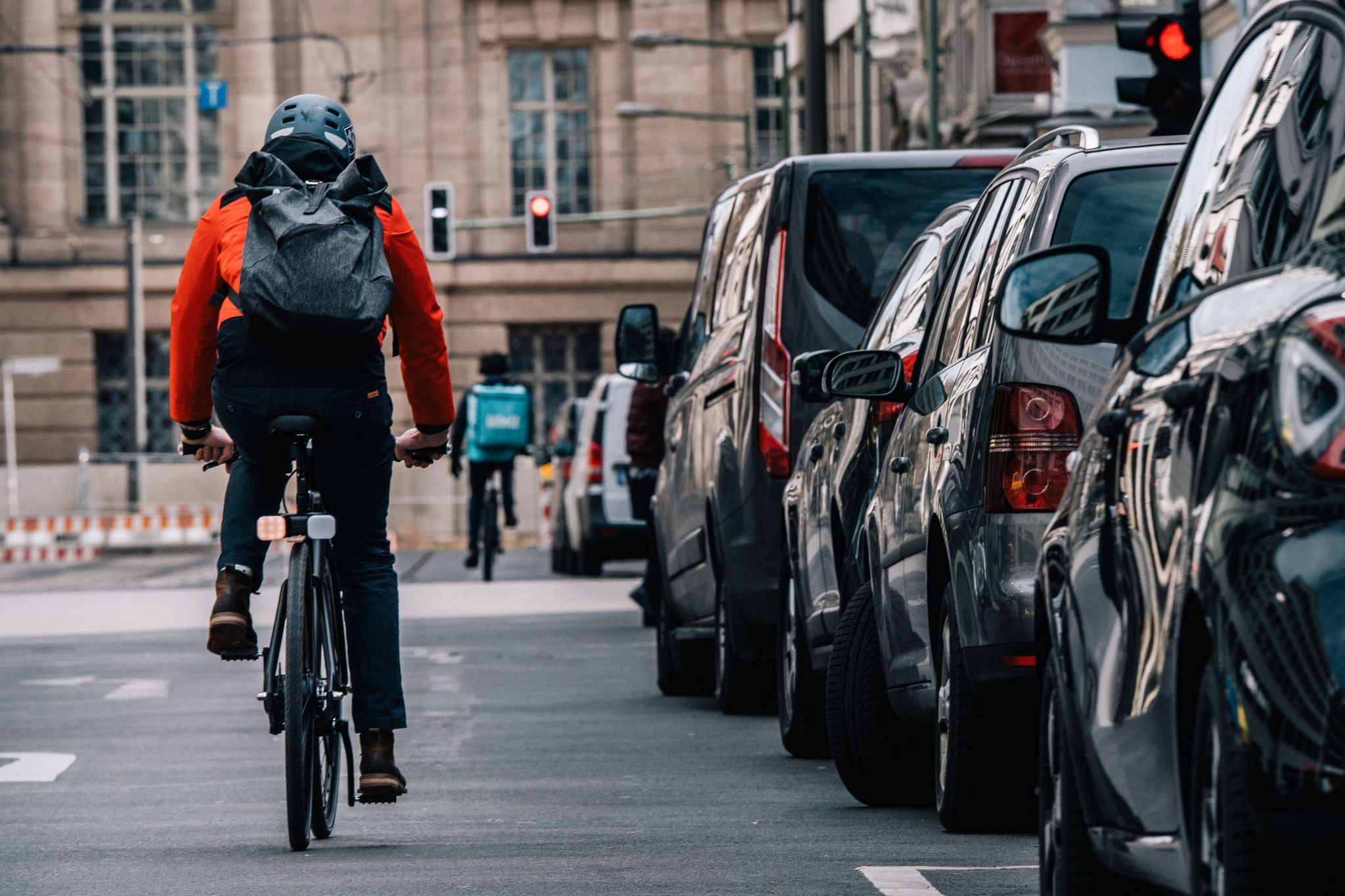 Umweltfreundliches Pendeln: Fahrradfahren verursacht kein CO2 und fördert die Gesundheit.