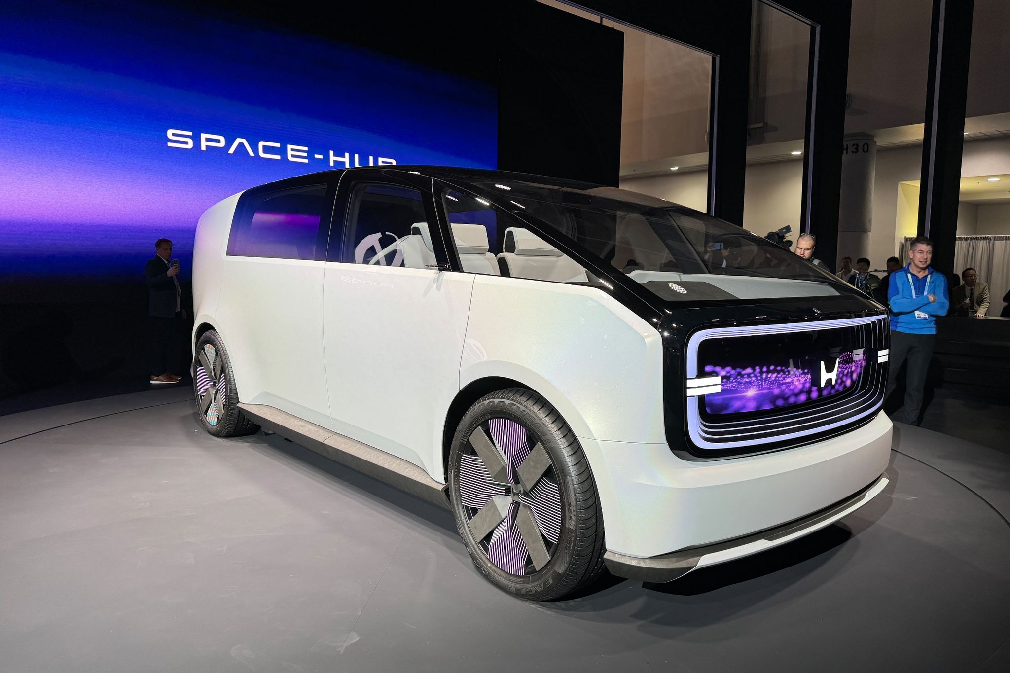 Bisher noch eine Studie: Die Produktion des Vans Space-Hub von Honda soll 2026 starten.