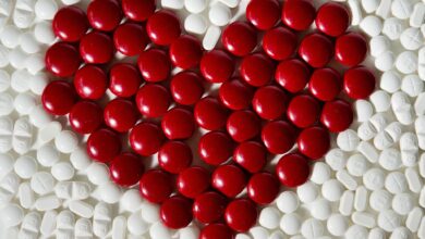 Hohe LDL-Cholesterinwerte sind ein Warnsignal: Wer nicht dagegensteuert, erhöht das Risiko für Herz-Kreislauf-Erkrankungen.