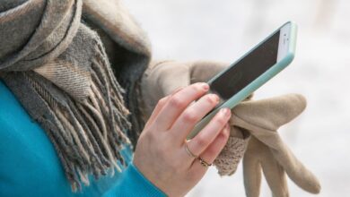 Die Lithium-Ionen-Akkus in Smartphones sind nicht auf Temperaturen unter dem Gefrierpunkt ausgelegt. Die Folgen: schnelle Entladung und verringerte Ladefähigkeit.