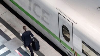 Bahn-Stillstand: Bei Streik müssen Arbeitnehmer im Zweifelsfall auf andere Fortbewegungsmittel zurückgreifen, um pünktlich zur Arbeit zu erscheinen.