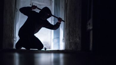 Eine Hausratversicherung kann Sie zwar nicht vor einem Wohnungseinbruch schützen. Sie kann Ihnen aber den daraus resultierenden Schaden ersetzen.
