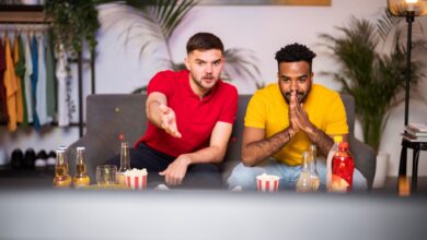 Wer es am Montag nach dem Superbowl nicht schafft, sich während des Tages auszuruhen, holt sich in der nächsten Nacht automatisch, was er braucht.