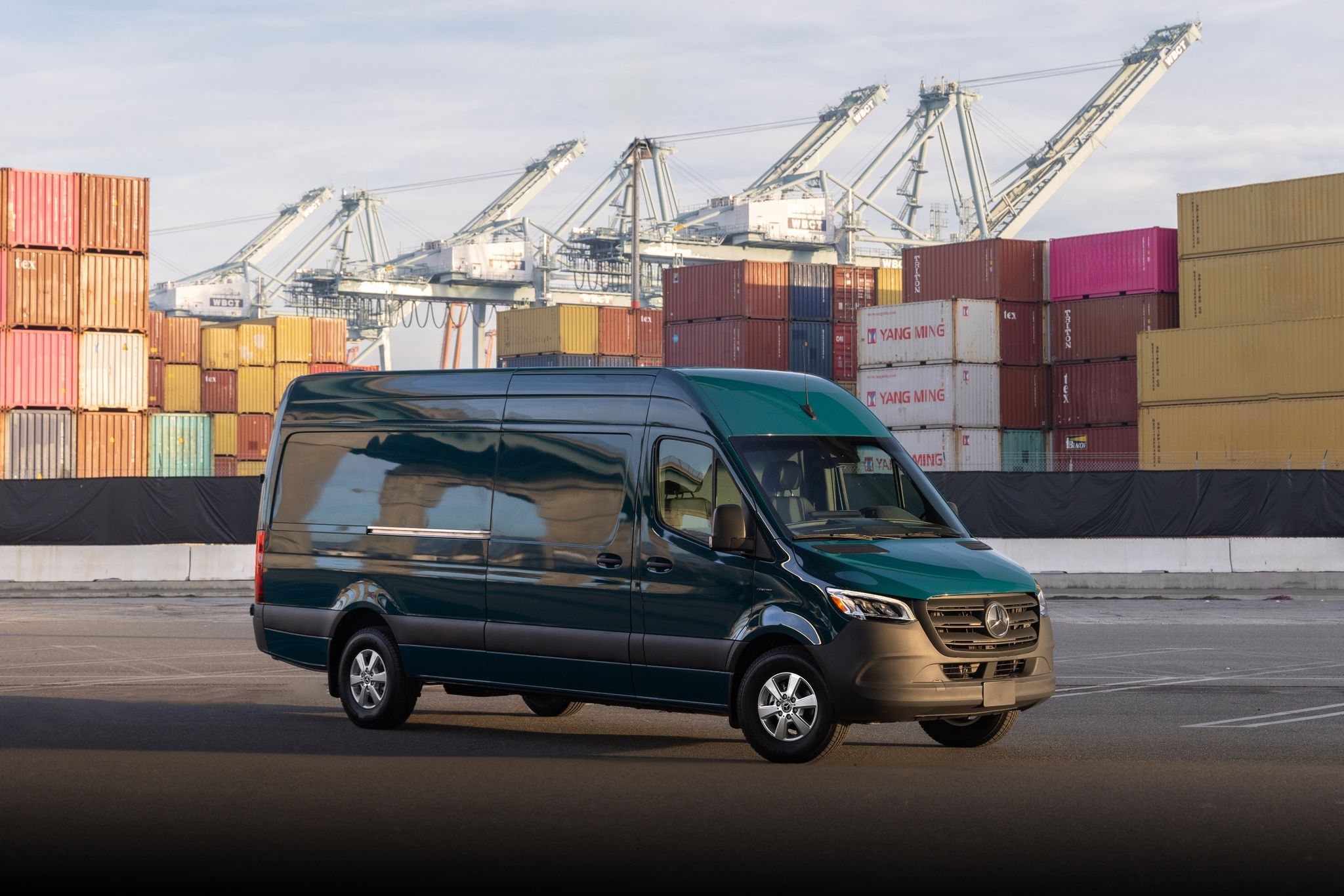 Geladen mit Beladung: Der elektrische Mercedes Sprinter ist in der zweiten Generation bereit für neue Aufgaben.