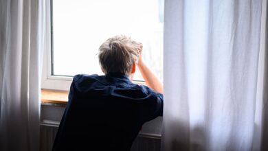 Das Projekt «KOMMIT» will das Erfahrungswissen von Betroffenen mit psychischen Gesundheitsproblemen und ihren Angehörigen sammeln und damit zur Verbesserung von Lebensqualität und Forschung beitragen.