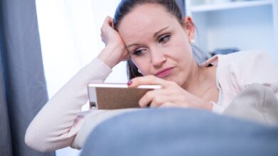 Genervt von Ping-Calls? Verbraucherschützer warnen vor internationalen Anrufen und empfehlen, unbekannte Nummern in Whatsapp zu blockieren.