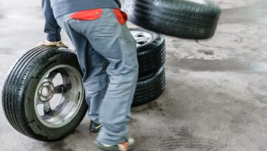 Faustregeln können nur ein grober Anhaltspunkt sein. Für den richtigen Zeitpunkt zum Reifenwechsel sollten Autofahrer besser den langfristigen Wettertrend im Auge behalten.
