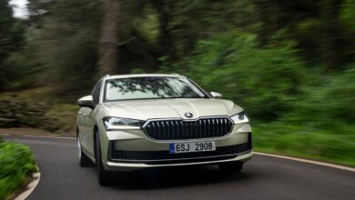 Auf in die nächste Runde: Skoda hat seinen großen Superb überarbeitet.