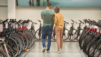 Die Wahl zwischen einem Elektrofahrrad und einem herkömmlichen Modell erfordert eine sorgfältige Überlegung.