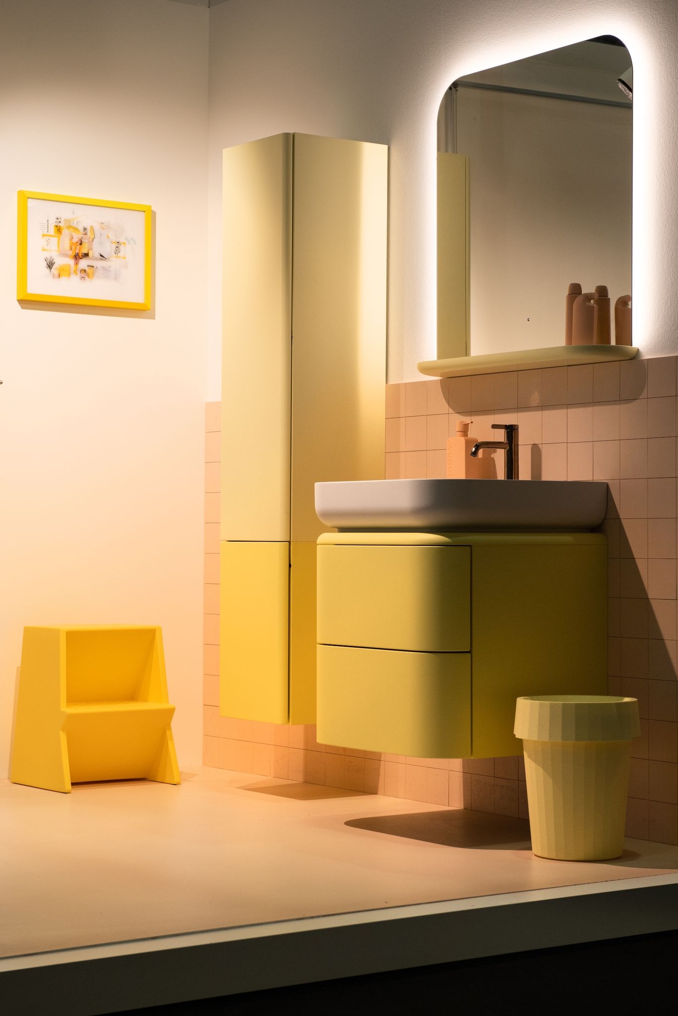 Im Trend: weiche Gelbtöne fürs Badezimmer.