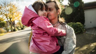 Kindererziehungs- und Berücksichtigungszeiten müssen beantragt werden - zum Beispiel im Rahmen einer Kontenklärung.