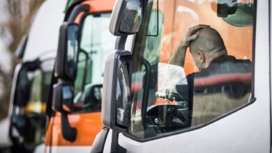 Unfall gebaut? Bei einem kaskoversicherten Lkw zahlt die Versicherung in der Regel den Schaden.