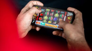 Glücksspiele und Gewinnspiele sind nicht dasselbe. Beim einen muss man in der Regel einen Geldeinsatz bringen, beim anderen nicht.