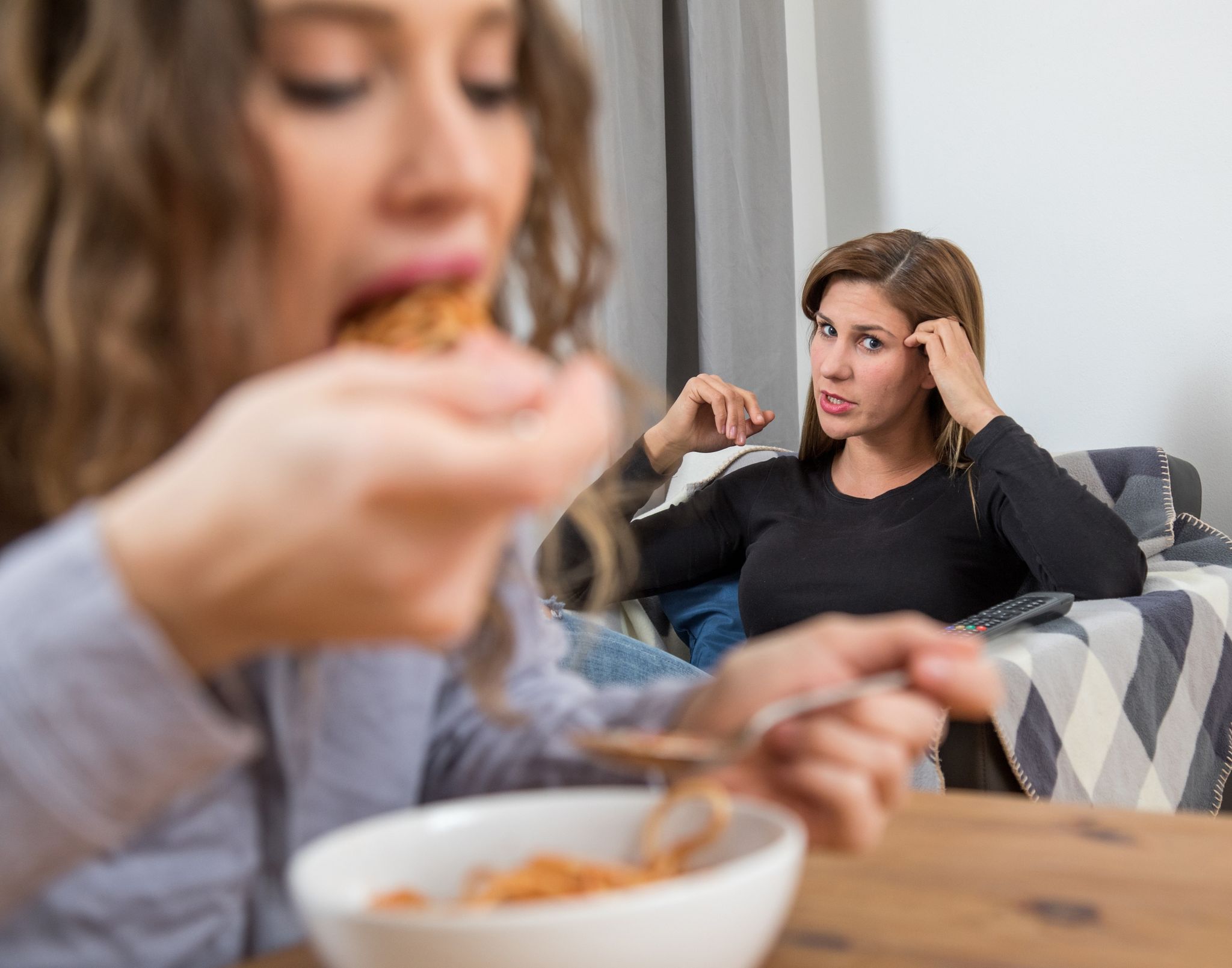 Menschen mit Misophonie können beispielsweise Kaugeräusche ihrer Mitmenschen kaum ertragen.