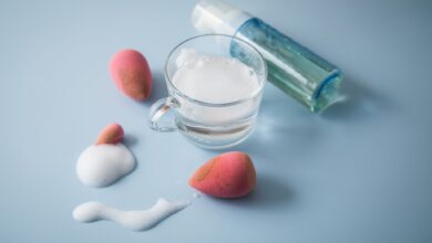 Beauty-Blender werden schnell schmutzig - kann die Mikrowelle bei der Reinigung helfen?