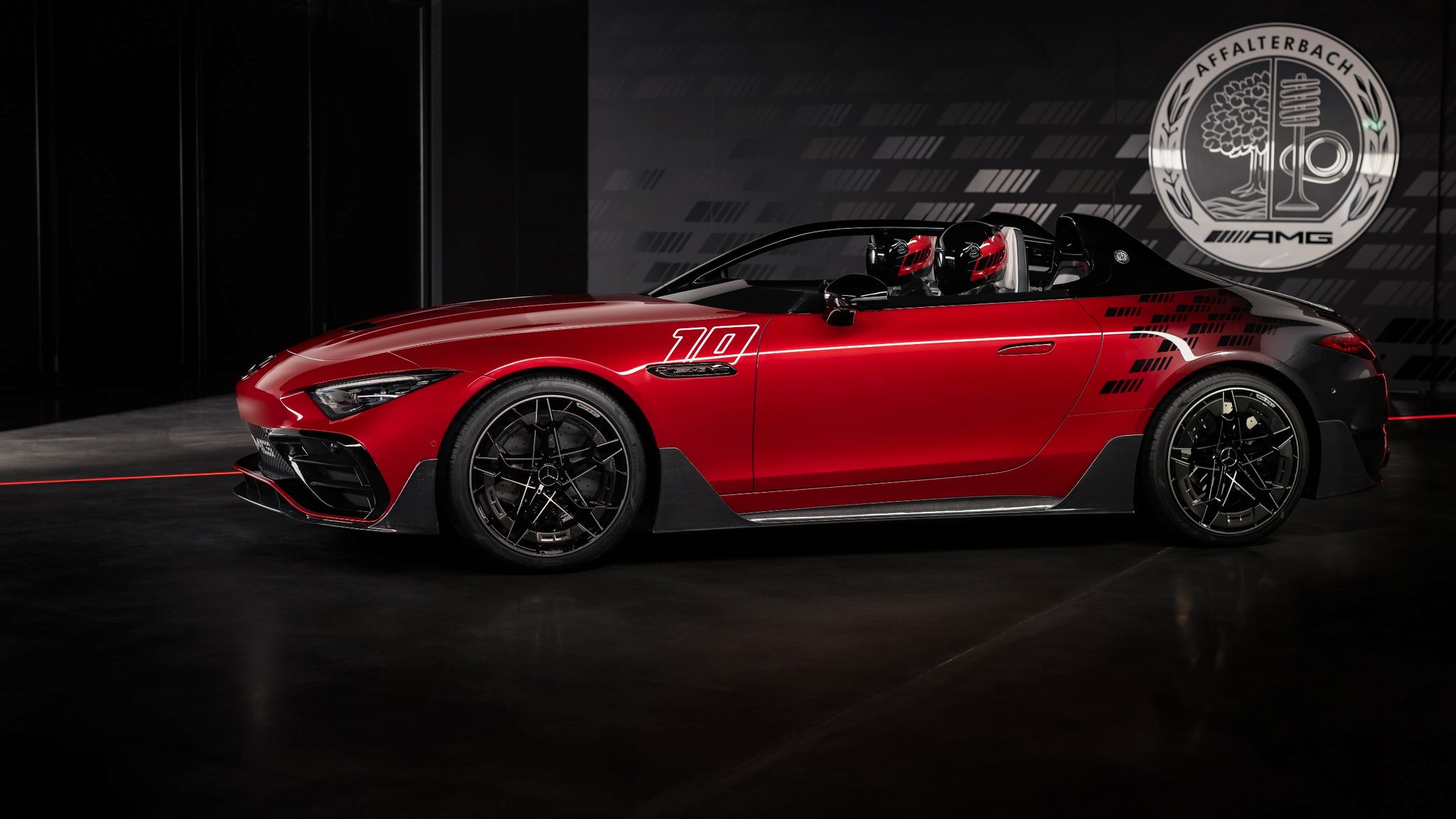 Das Concept AMG Pure Speed ist das erste Modell der Mythos-Reihe, das nur 250 Mal produziert und speziell für Sammler neu gestaltet wurde.