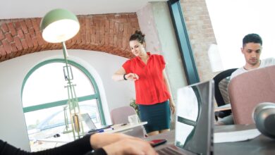 Besonders Mütter arbeiten häufig in Teilzeit, wenn die Kinder klein sind. Die Arbeitsstunden dann wieder aufzustocken, geht nicht immer problemlos.