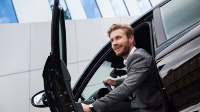 Happy Hours: Denn mit ein wenig Suche und Flexibilität lassen sich manche Fahrten per Mietwagen sehr billig bis umsonst unternehmen.