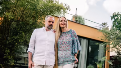 Haus im Grünen oder in der Stadt? Das ist oft eine Frage der Finanzen. Aber auch die eigenen Wünsche und Ansprüche sollte man genau in den Blick nehmen.