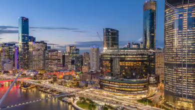 Brisbane eröffnet das neue Entertainment-Viertel Queen's Wharf: Mit dem Herzstück «The Star» und einem beeindruckenden Sky Deck will die Stadt voraussichtlich 1,4 Millionen zusätzliche Besucher anziehen.