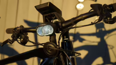 In der Schweiz gilt für E-Bikes eine Lichtpflicht, auch am Tag und auf allen öffentlichen Wegen. Bei Verstößen droht ein Bußgeld