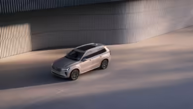 Der Volvo XC90 geht mit modernisiertem Innenraum und retuschiertem Design in die Verlängerung.