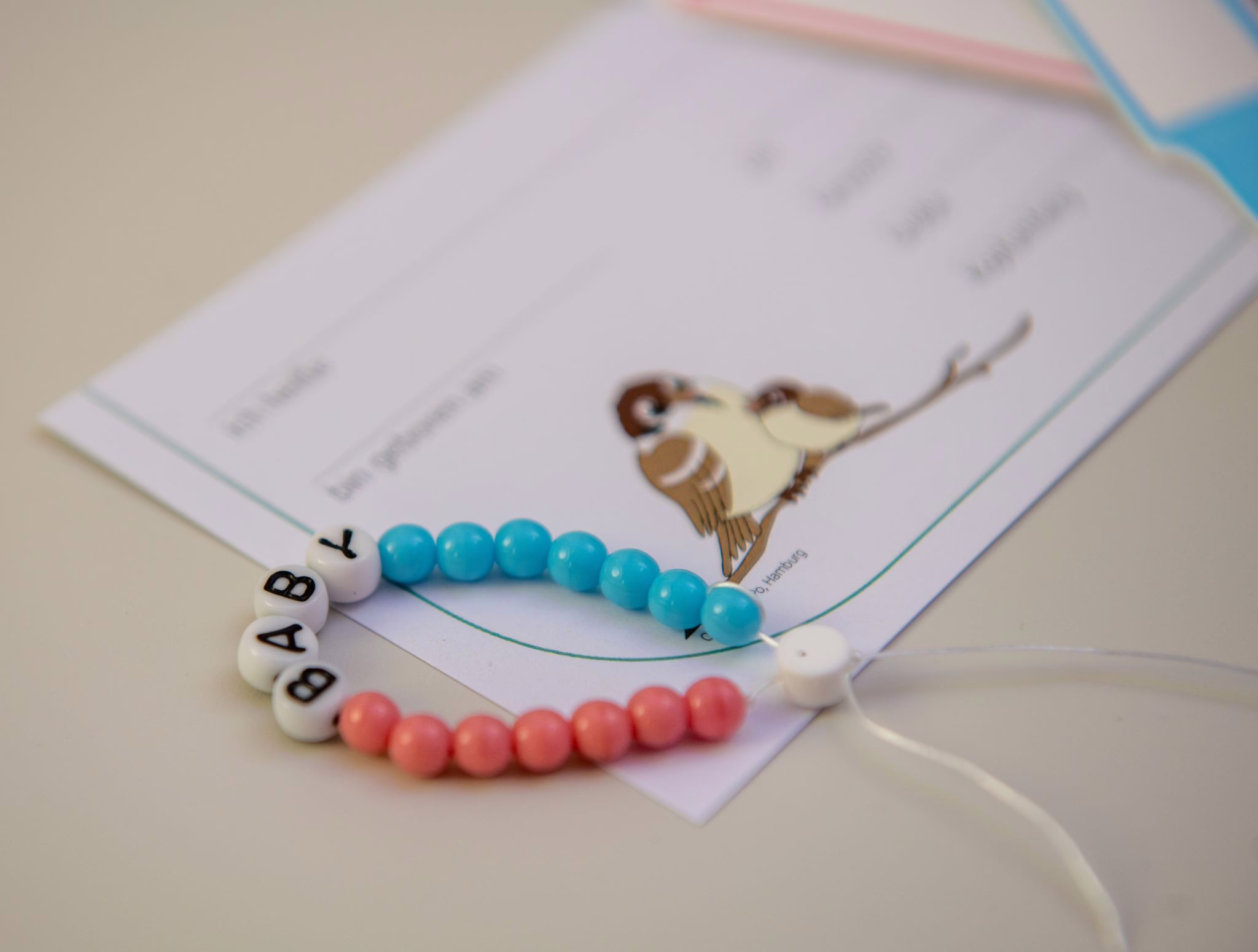 Armband Für Ein Neugeborenes