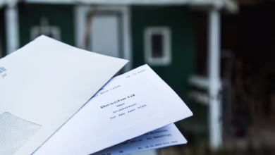 Grundsteuerbescheid Von 2025 Vor Einem Haus