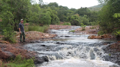 Wanderer In Der Mhlabashana Schlucht