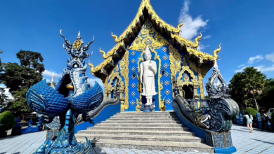 Blauer Tempel In Chiang Rai