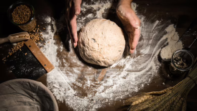Frau Knetet Dinkelbrot Teig