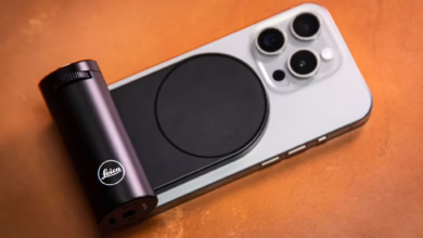 Leica Lux Grip An Einem Smartphone