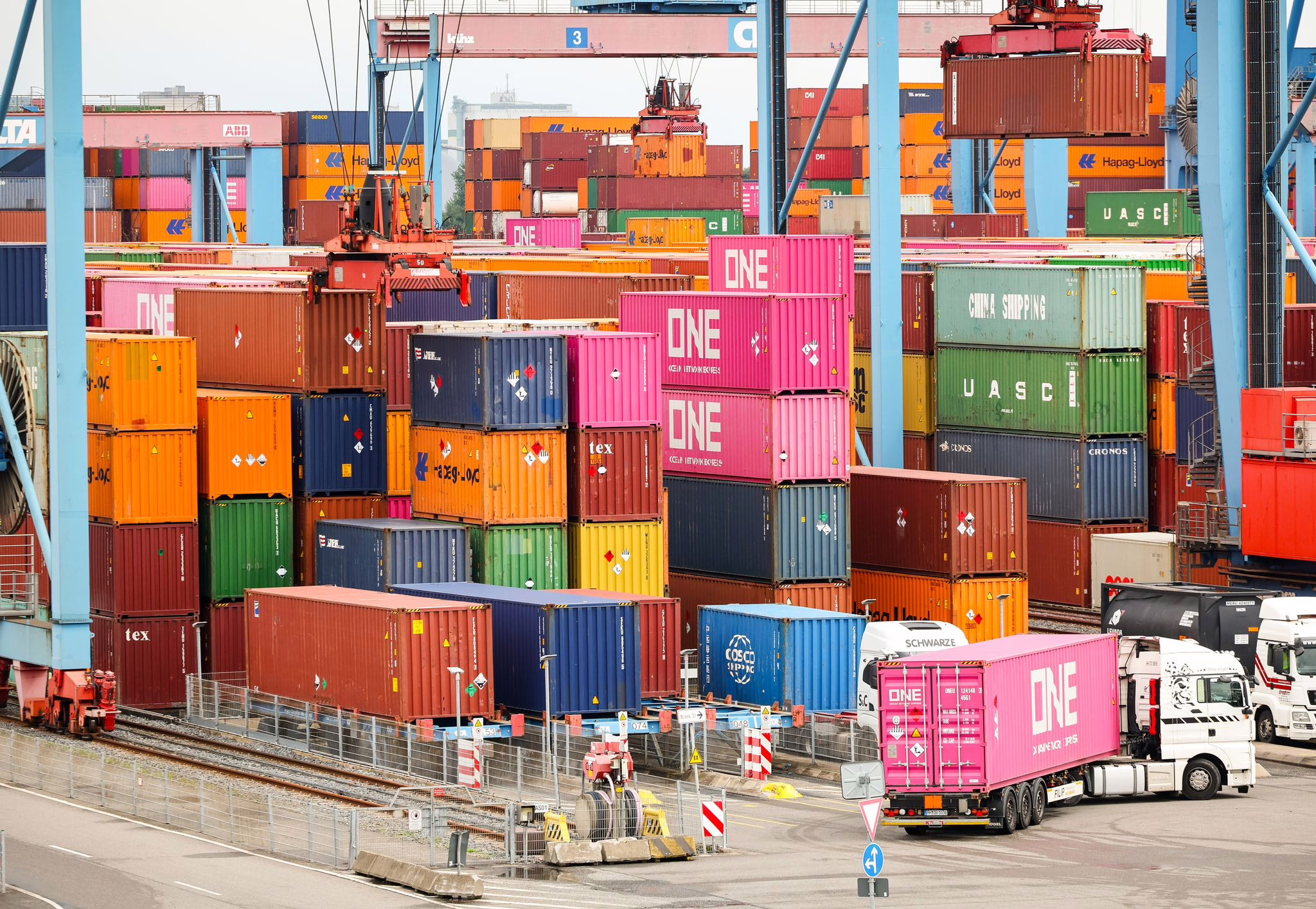 Container Am Containerterminal Im Hafen Hamburg
