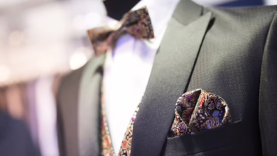 Hochzeitsanzug Auf Einer Hochzeitsmesse