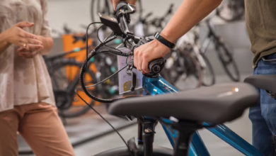 Beratung In Einem Fahrradladen