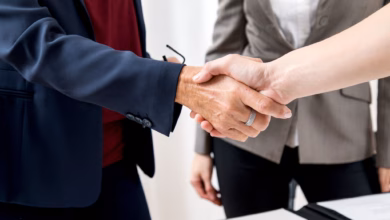 Handschlag Bei Vorstellungsgespräch