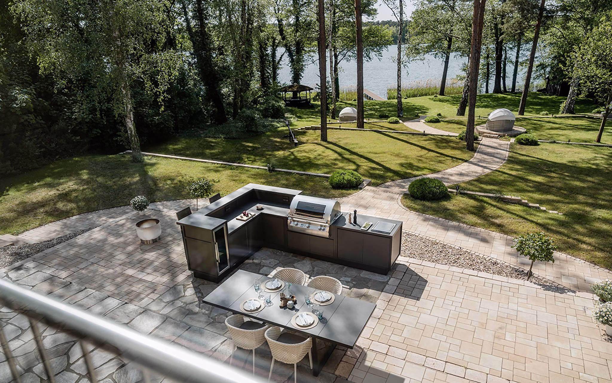 Outdoorküche in einem garten