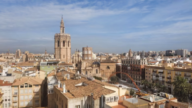Kathedrale von valencia überragt die altstadt