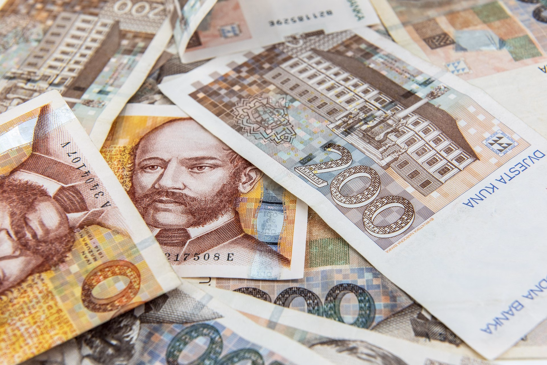 So sah die alte kroatische Währung aus. Seit Januar 2023 gilt in Kroatien statt der Kuna der Euro. Bild: Pixabay/FilipFilipovic