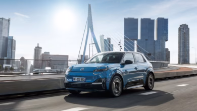 Fahransicht des elektrischen nissan micra