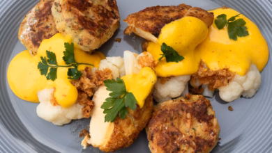 Maishähnchenbrust mit blumenkohl und safran kardamom sauce